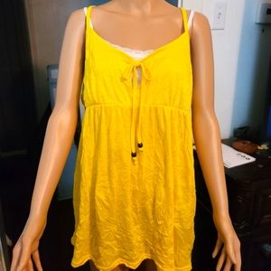Bobbie Brooks beautiful yellow tank